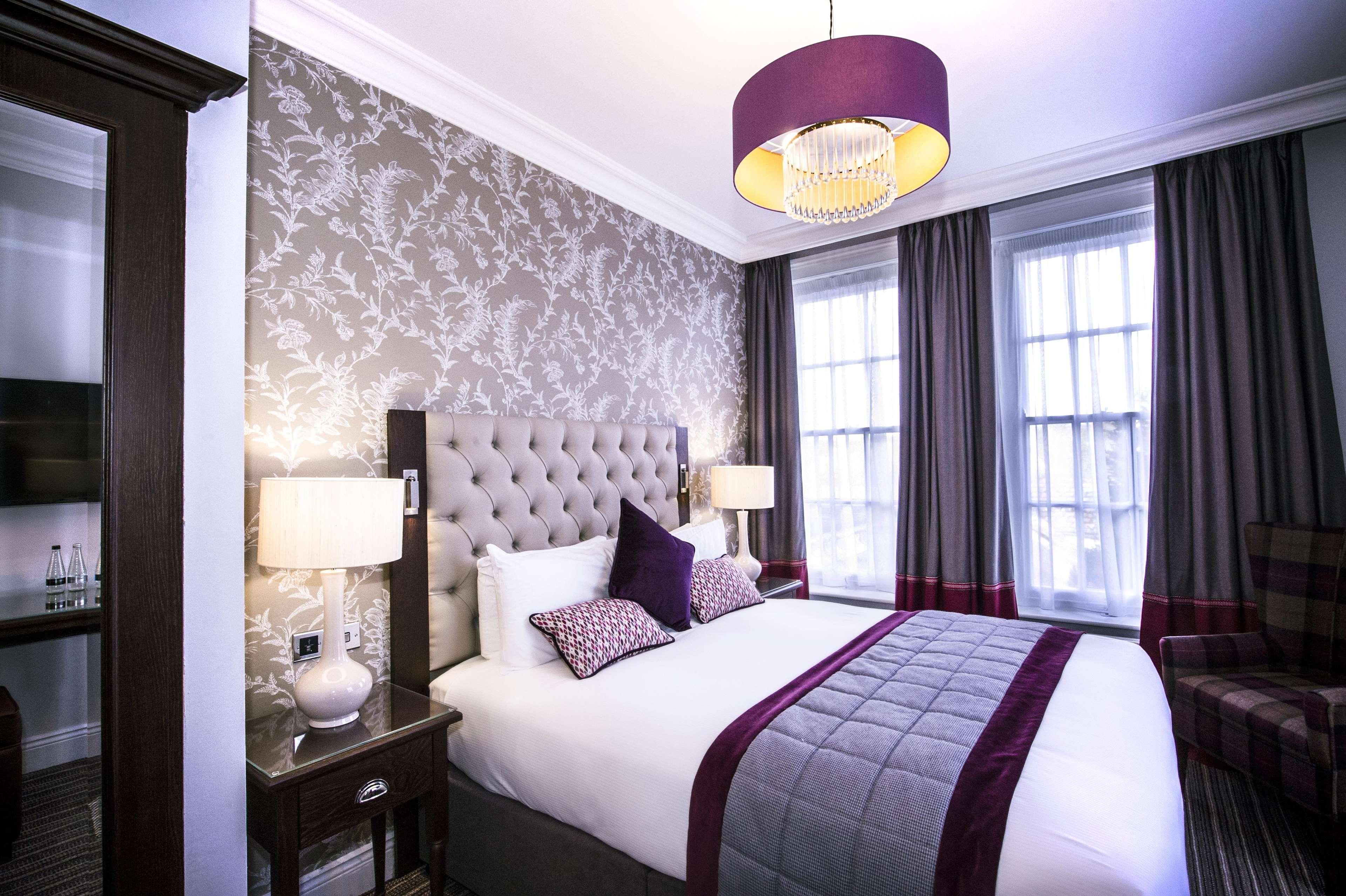 Doubletree By Hilton Cheltenham-Cotswolds Bagian luar foto