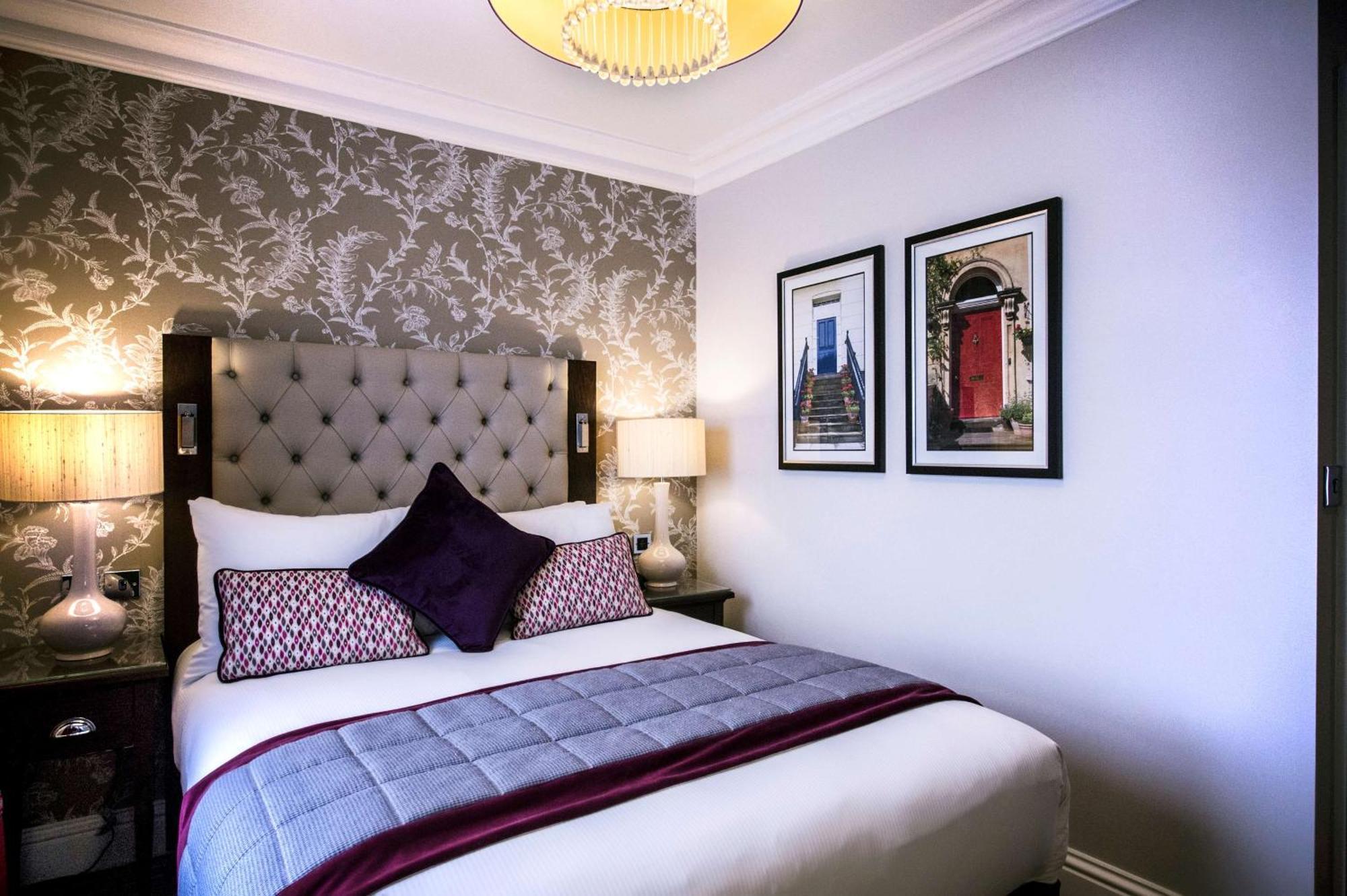 Doubletree By Hilton Cheltenham-Cotswolds Bagian luar foto